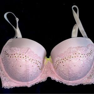 Victoria’s Secret ✨Sparkle ✨Lace Bra